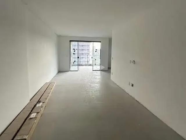 Apartamento para Venda em Itapema/SC Meia Praia 2 Quartos