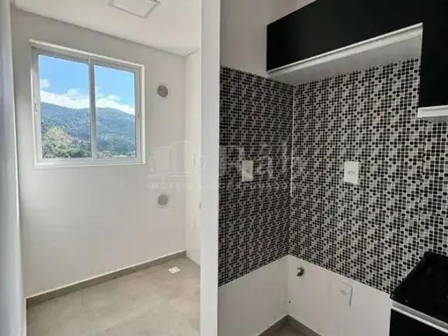 Apartamento para Venda em Itapema/SC Meia Praia 2 Quartos