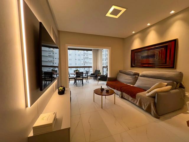 Apartamento para Venda em Itapema/SC Meia Praia 3 Quartos