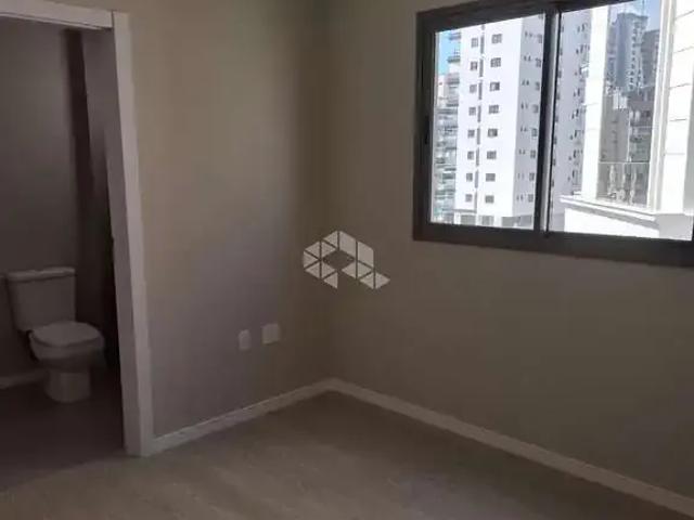 Apartamento para Venda em Itapema/SC Meia Praia 3 Quartos
