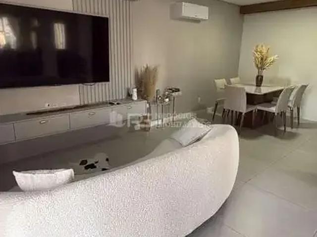 Apartamento para Venda em Itapema/SC Meia Praia 3 Quartos