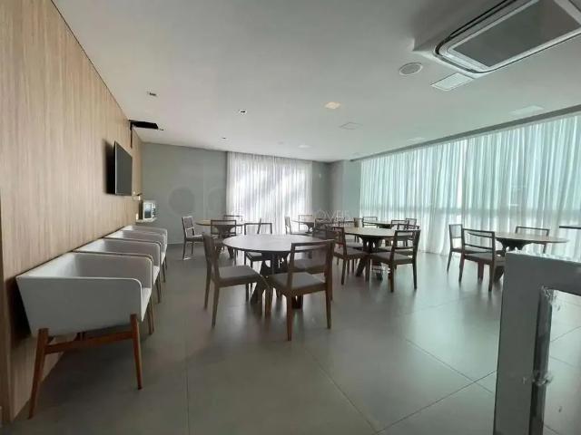 Apartamento para Venda em Itapema/SC Meia Praia 3 Quartos