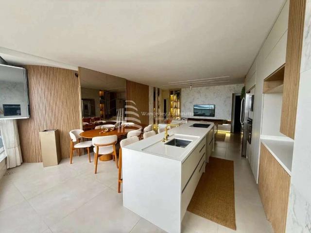 Apartamento para Venda em Itapema/SC Meia Praia 3 Quartos