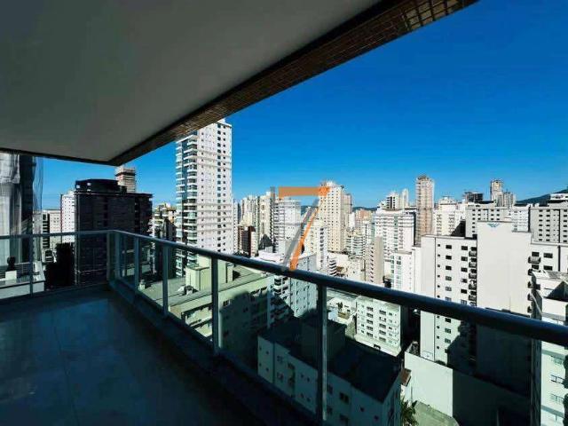 Apartamento para Venda em Itapema/SC Meia Praia 3 Quartos