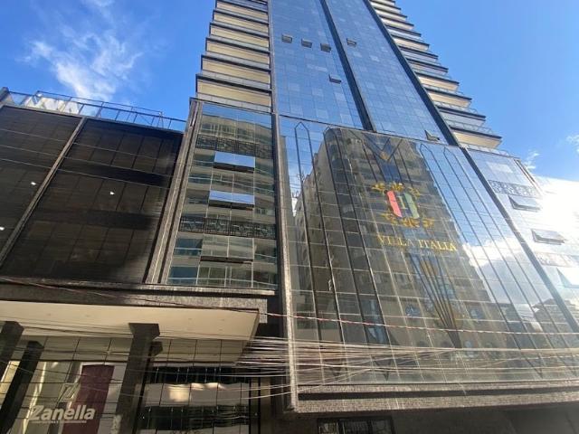 Apartamento para Venda em Itapema/SC Meia Praia 3 Quartos