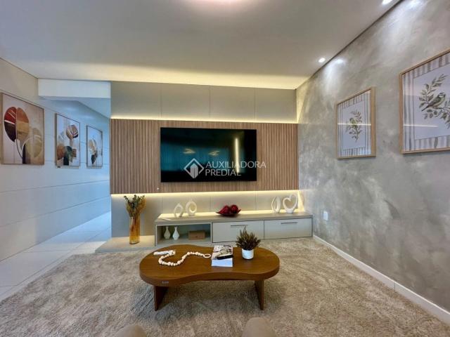 Apartamento para Venda em Itapema/SC Meia Praia 4 Quartos