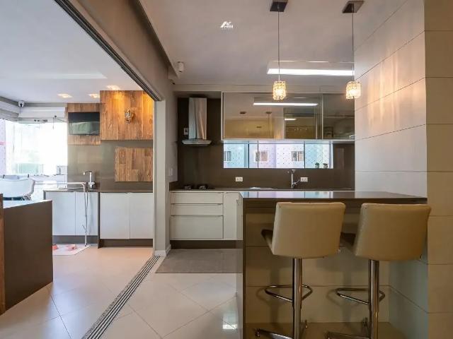 Apartamento para Venda em Itapema/SC Meia Praia 4 Quartos