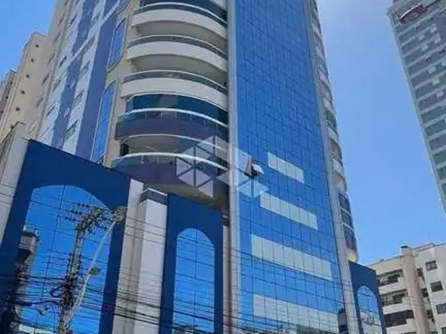 Apartamento para Venda em Itapema/SC Meia Praia 4 Quartos