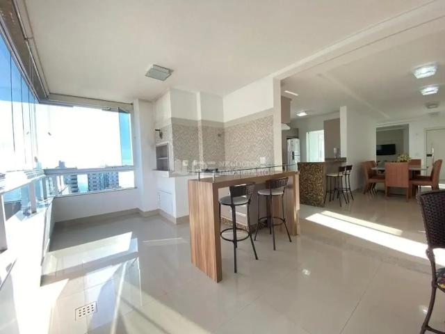 Apartamento para Venda em Itapema/SC Meia Praia 4 Quartos