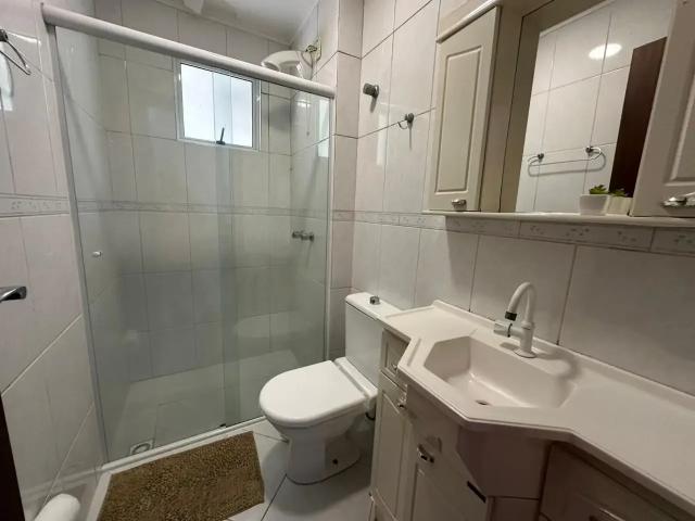 Apartamento para Venda em Itapema/SC Meia Praia 4 Quartos
