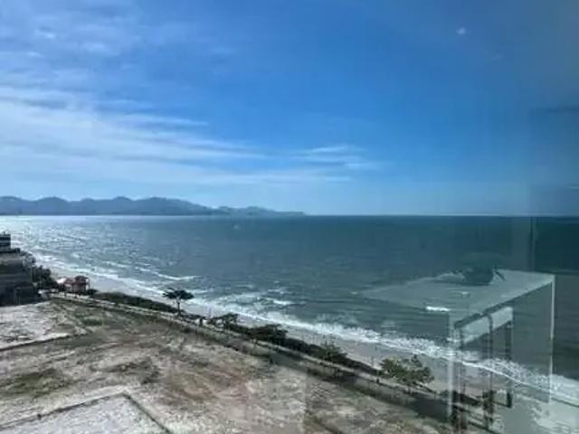 Apartamento para Venda em Itapema/SC Meia Praia 4 Quartos