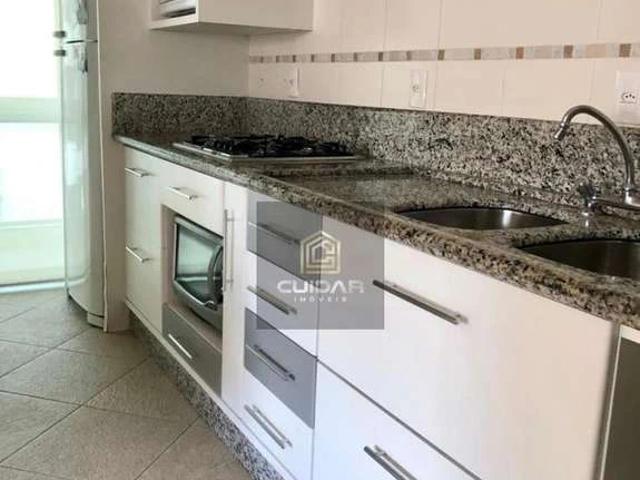 Apartamento para Venda em Itapema/SC Meia Praia 4 Quartos