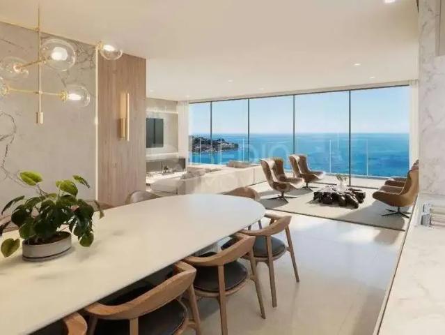 Apartamento para Venda em Itapema/SC Meia Praia 4 Quartos