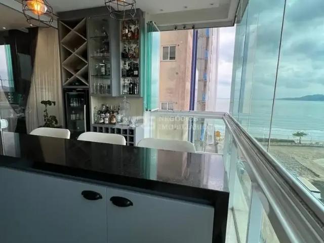 Apartamento para Venda em Itapema/SC Meia Praia 4 Quartos