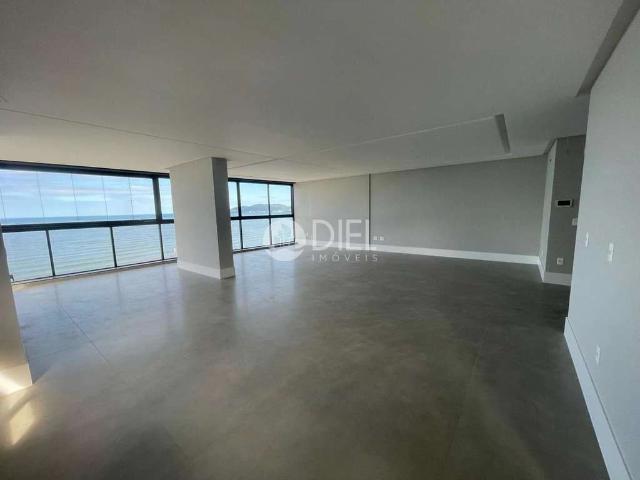 Apartamento para Venda em Itapema/SC Meia Praia 4 Quartos