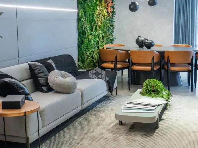 Apartamento para Venda em Itapema/SC Meia Praia 4 Quartos