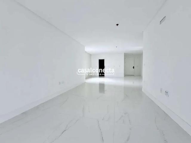 Apartamento para Venda em Itapema/SC Meia Praia 4 Quartos