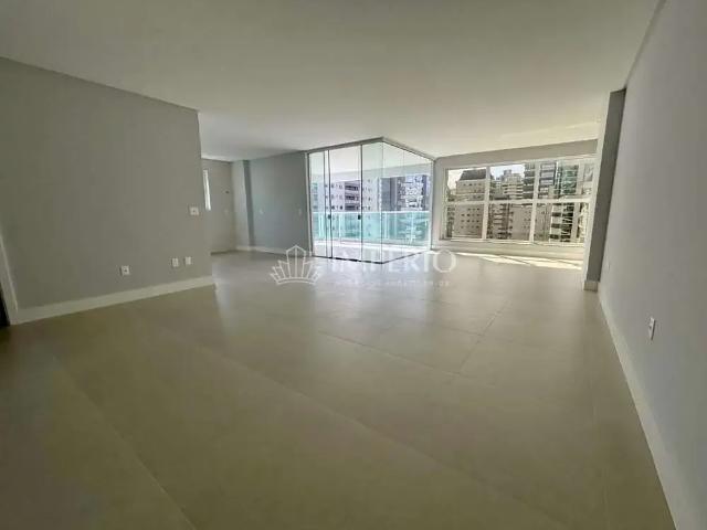Apartamento para Venda em Itapema/SC Meia Praia 4 Quartos