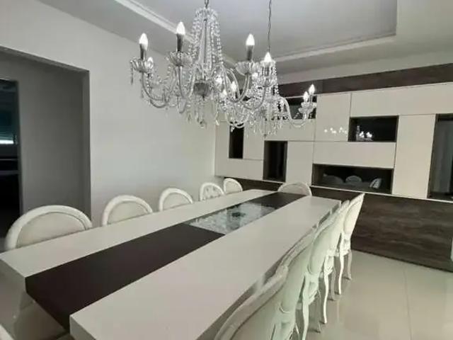 Apartamento para Venda em Itapema/SC Meia Praia 4 Quartos