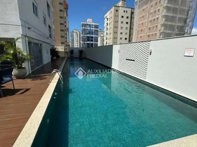 Apartamento para Venda em Itapema/SC Meia Praia 4 Quartos