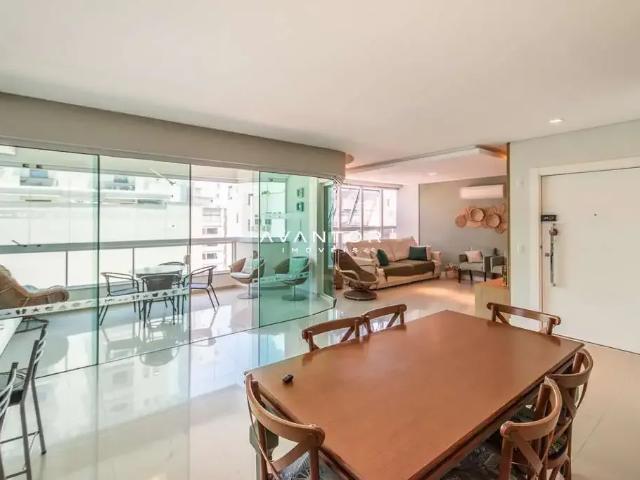 Apartamento para Venda em Itapema/SC Meia Praia 4 Quartos