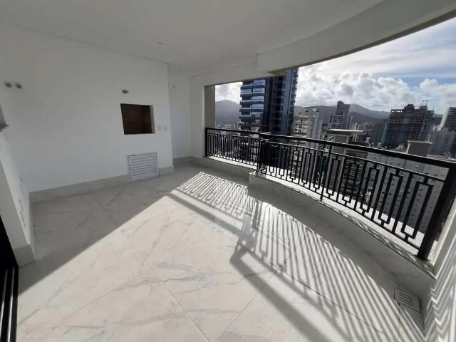 Apartamento para Venda em Itapema/SC Meia Praia 4 Quartos