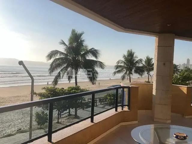 Apartamento para Venda em Itapema/SC Meia Praia 4 Quartos