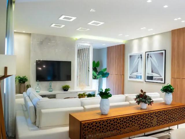 Apartamento para Venda em Itapema/SC Meia Praia 4 Quartos