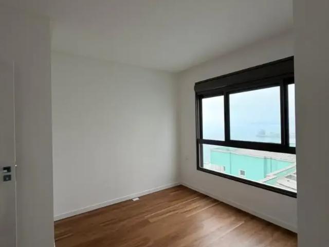 Apartamento para Venda em Itapema/SC Meia Praia 4 Quartos
