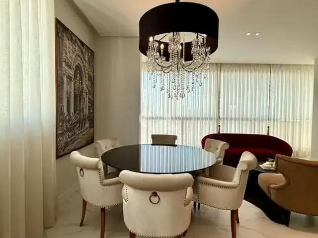 Apartamento para Venda em Itapema/SC Meia Praia 5 Quartos