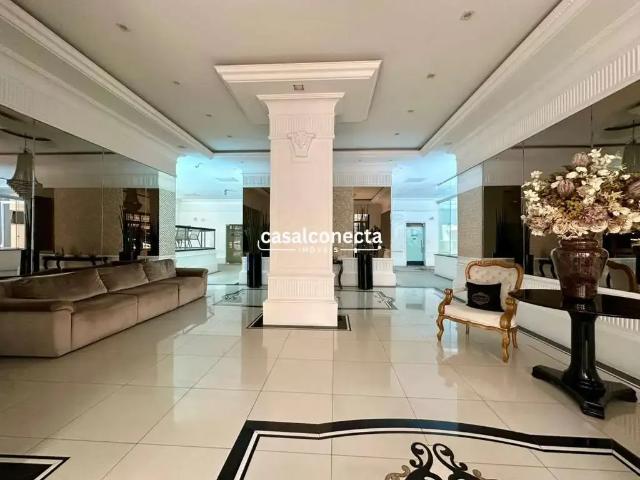 Apartamento para Venda em Itapema/SC Meia Praia 5 Quartos