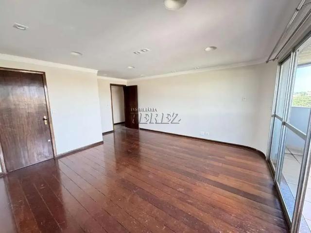 Apartamento para Venda em Ibiporã/PR Centro 4 Quartos