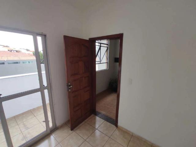 Apartamento para Venda em Ibirité/MG Residencial Metrópole 3 Quartos