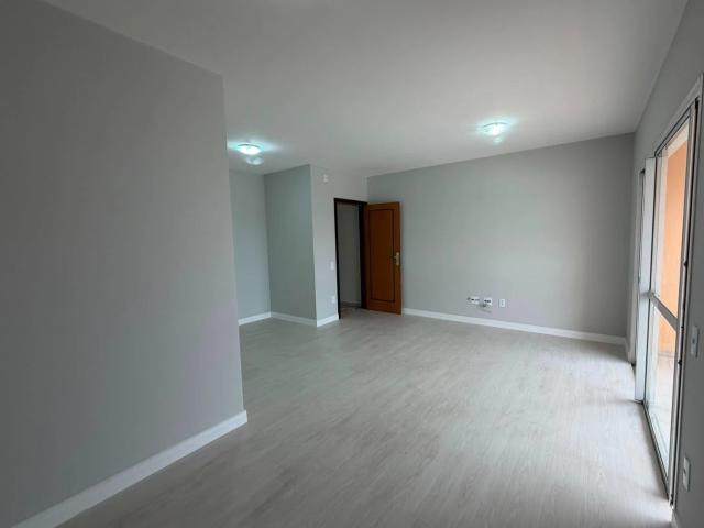 Apartamento para Venda em Indaiatuba/SP Vila Todos os Santos 3 Quartos