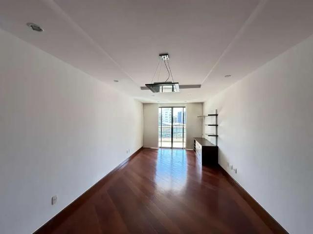 Apartamento para Venda em Juiz de Fora/MG Centro 4 Quartos