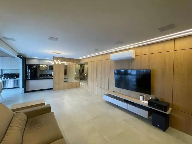 Apartamento para Venda em Juiz de Fora/MG Centro 4 Quartos