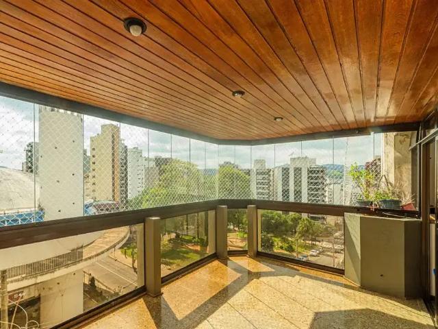 Apartamento para Venda em Juiz de Fora/MG Centro 4 Quartos