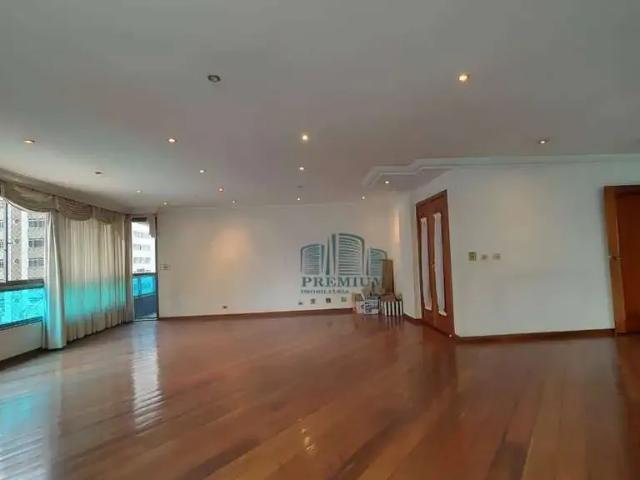 Apartamento para Venda em Juiz de Fora/MG Centro 5 Quartos