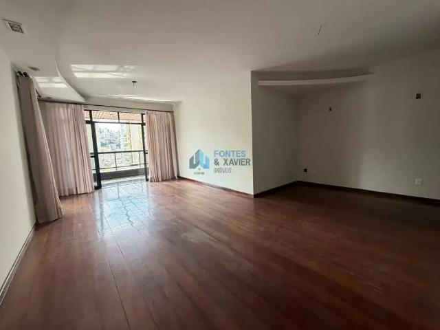 Apartamento para Venda em Juiz de Fora/MG Centro 3 Quartos