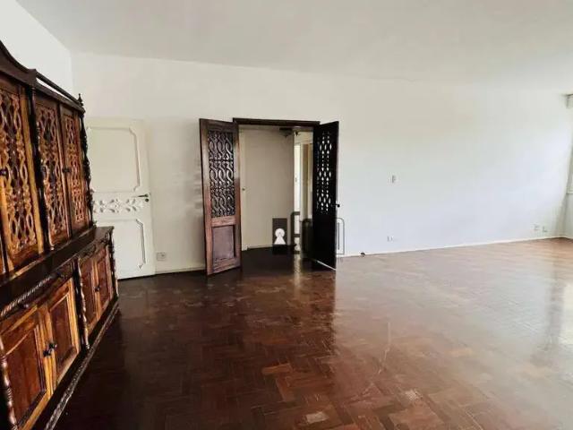 Apartamento para Venda em Juiz de Fora/MG Centro 3 Quartos