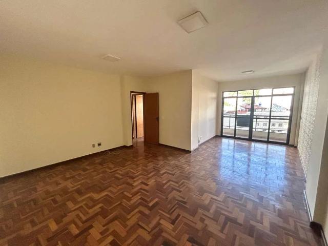 Apartamento para Venda em Juiz de Fora/MG Centro 3 Quartos