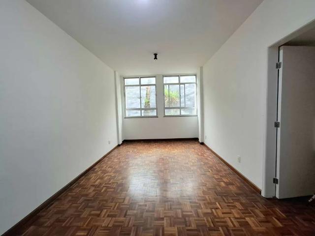 Apartamento para Venda em Juiz de Fora/MG Vale do Ipê 3 Quartos