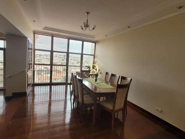 Apartamento para Venda em Jacareí/SP Centro 4 Quartos