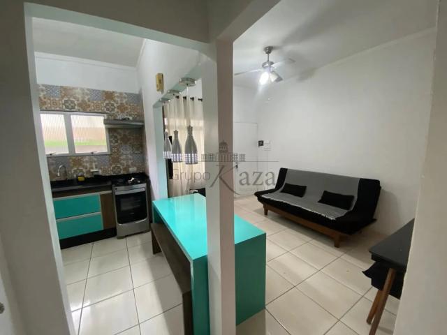 Apartamento para Venda em Jacareí/SP Parque Santo Antônio 2 Quartos