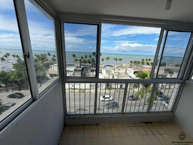 Apartamento para Venda em Jaboatão dos Guararapes/PE Candeias 3 Quartos