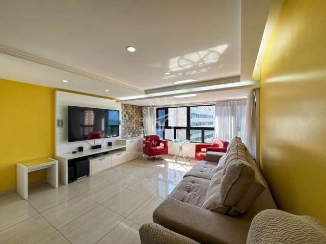 Apartamento para Venda em Jaboatão dos Guararapes/PE Candeias 4 Quartos