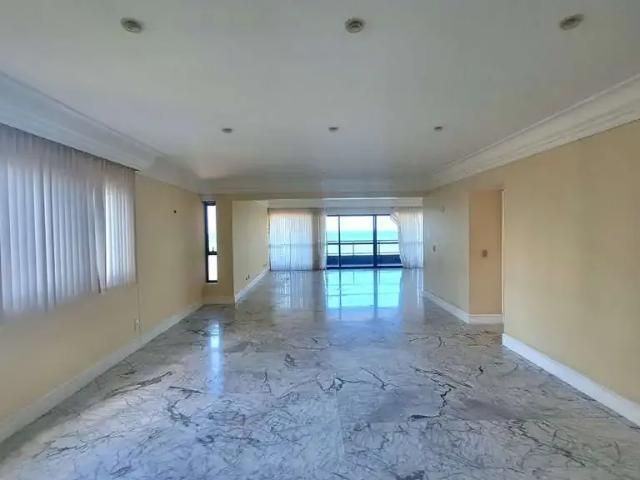 Apartamento para Venda em Jaboatão dos Guararapes/PE Piedade 4 Quartos