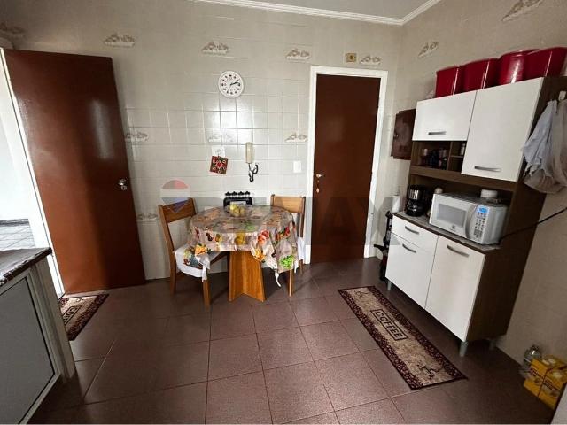 Apartamento para Venda em Jaguariúna/SP Centro 2 Quartos