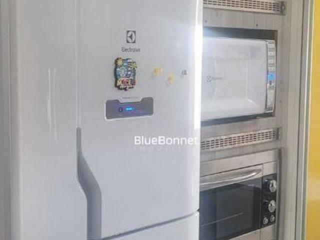 Apartamento para venda em Jardim Das Hortências de 72.00m² com 3 Quartos, 1 Suite e 1 Garagem