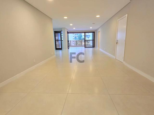 Apartamento para Venda em Joinville/SC Atiradores 3 Quartos